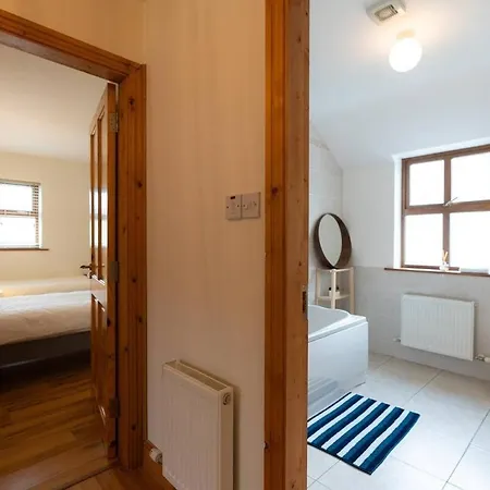 Townside - New Town Holiday home *