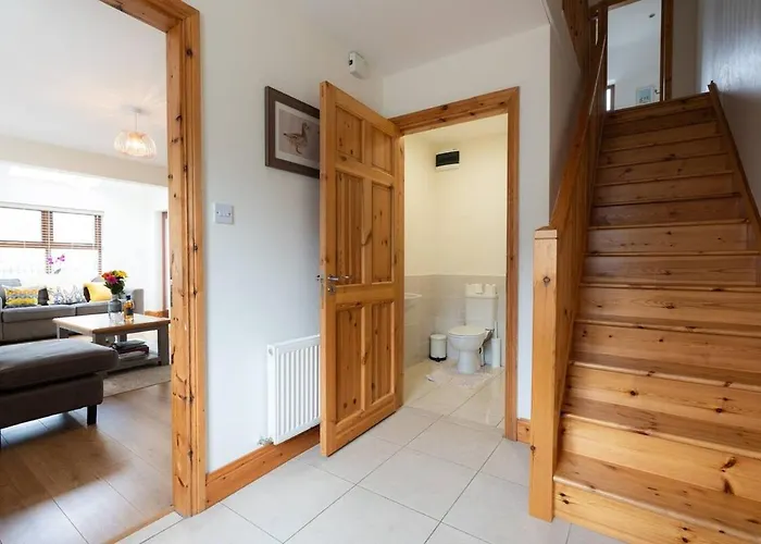 Townside - New Town Dingle